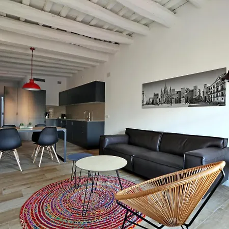 Apartment Classbedroom Port Ramblas Barcelona