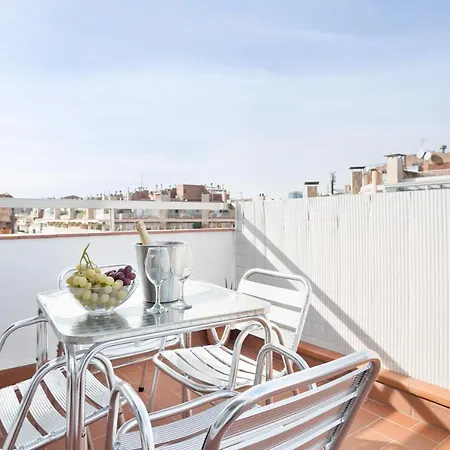 Attic Central Terrace Apartamento