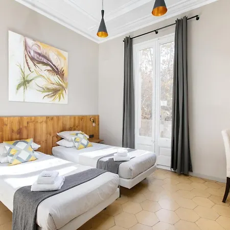 Jardinets Bed & Breakfast 2*