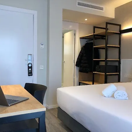 Acta Bcn 40 Hotell