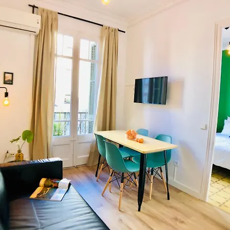 Apartment Sagrada Familia Iv