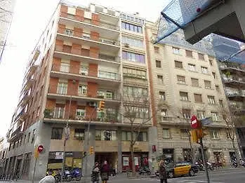 Residencia Universitaria San Marius- Muntaner דירה