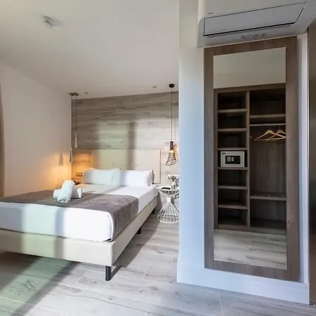 Oasis Hotel Barcelona