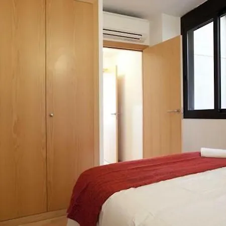 Spacious For Families Near Park Guell Appartamento Barcellona