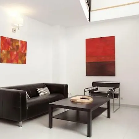 Appartamento Spacious For Families Near Park Guell *