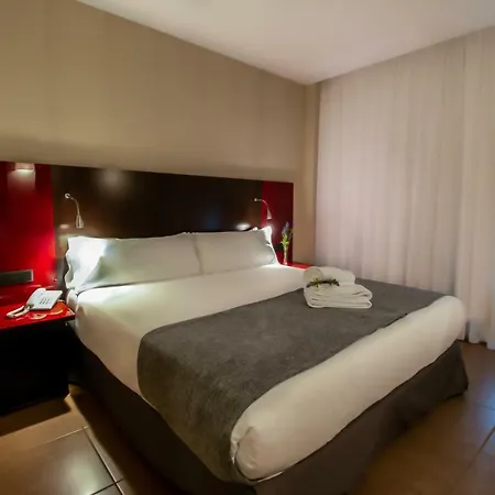 Sm Teatre Auditori Hotel 3*