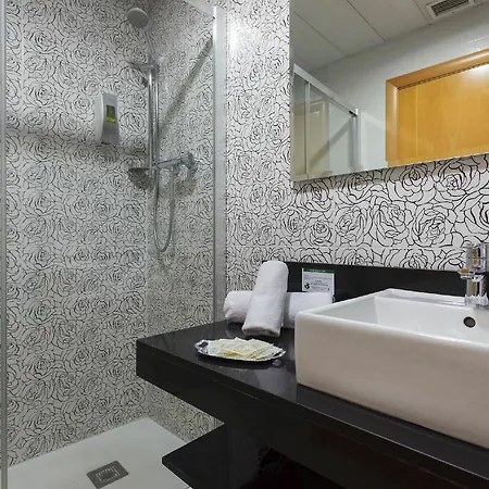 Rambla108 Aparthotel