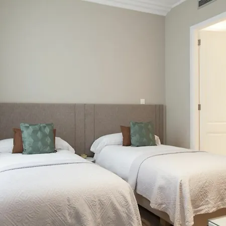 Rent Aparments Diagonal-aribau Daire Barselona