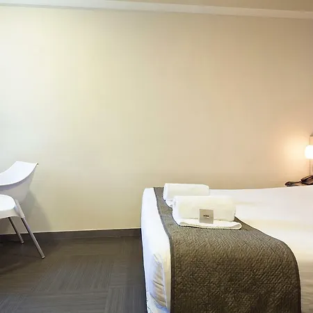 Acta Laumon Hotel 3*