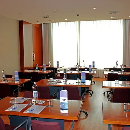 Best Front Maritim Hotel