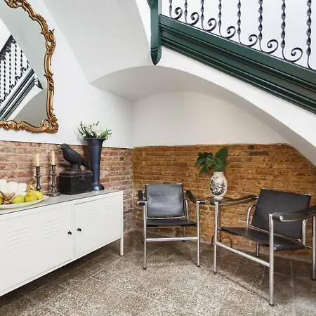 The Patio Barcelona Apartment *