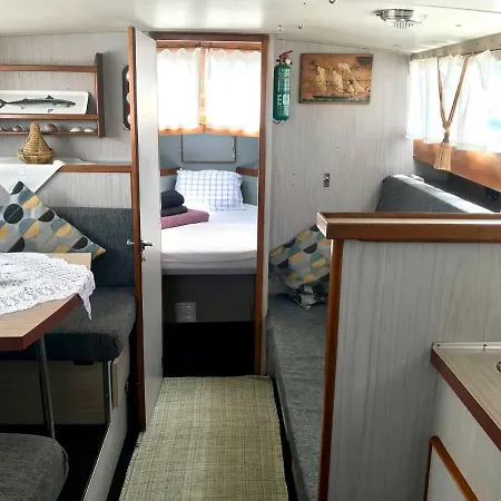 Boat Yacht Barcelona Botel