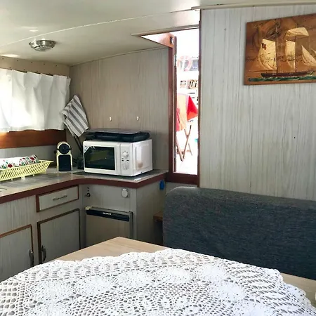 Boat Yacht Barcelona Botel