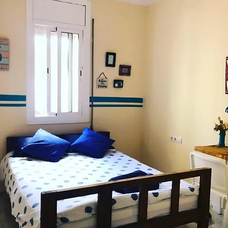 Green Door Gracia ברצלונה