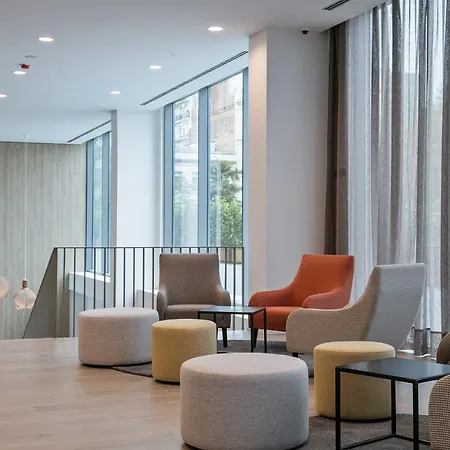 Otel Acta Voraport