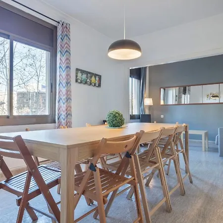 Tarradellas Sants Estació Apartamento *