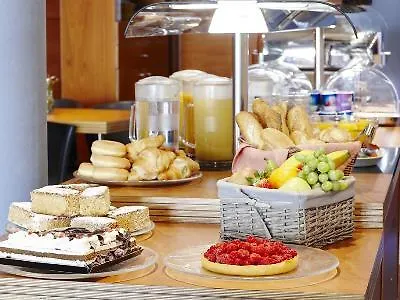 Century Hotel 3*