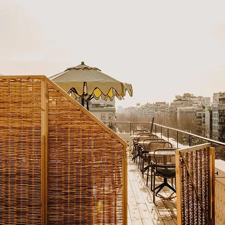 Hotel Condestable 2*