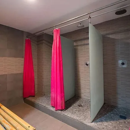 Arc House Hostel