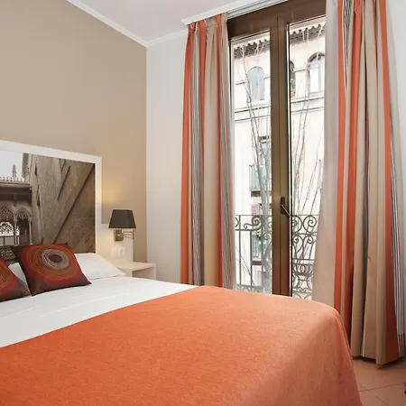 Bcngotic 33 * Barcelona